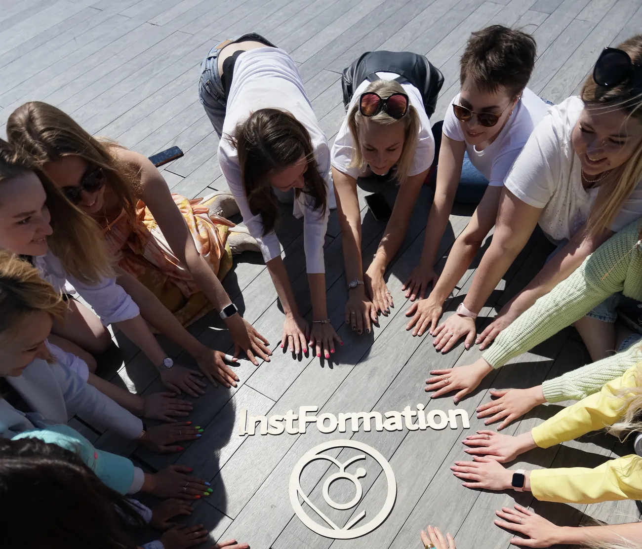 Команда агентства Instformation